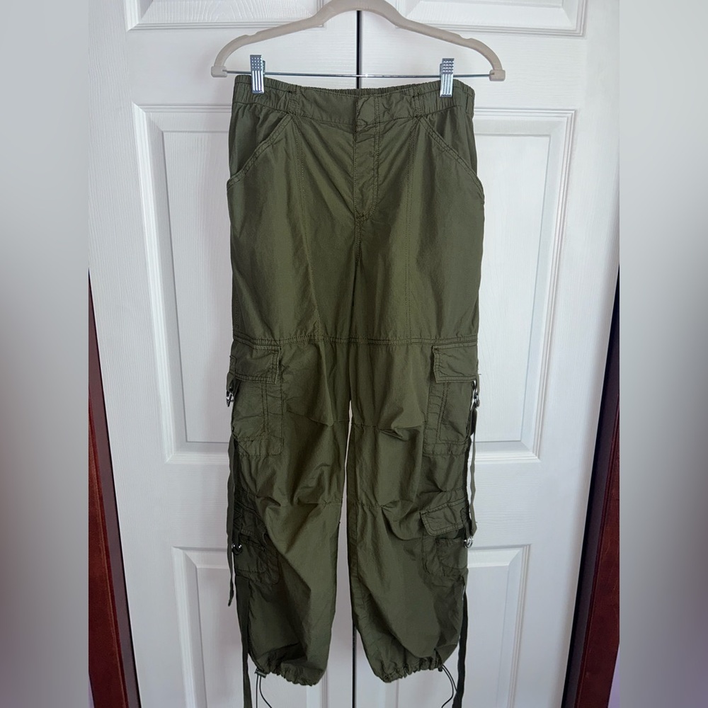 Garage Green Cargo Pants with Utility Design